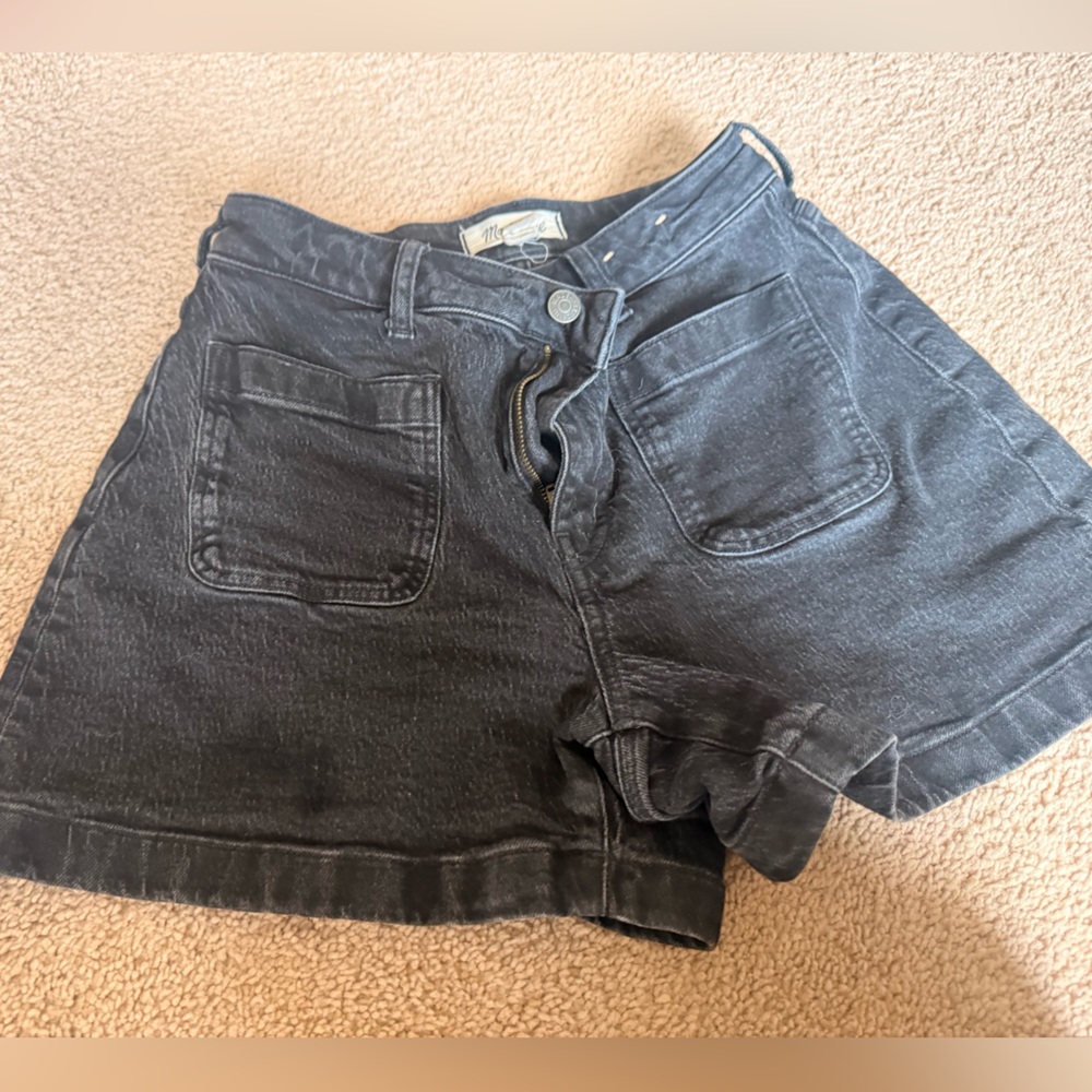 Made well black denim shorts size 26